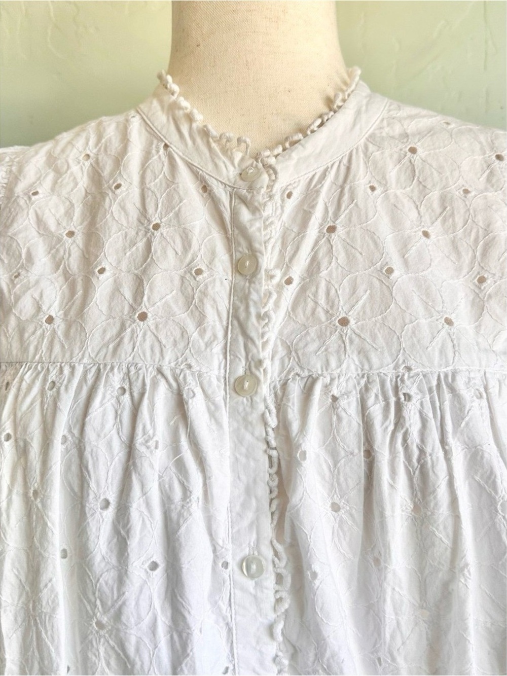 Zara White Eyelet Tiered Dress with Crochet Trim Size USA S - Picture 2 of 4